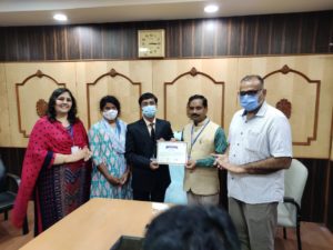 The Registrar, AU has distributed the Certificate to the winners