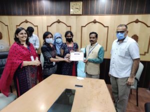 The Registrar, AU has distributed the Certificate to the winners